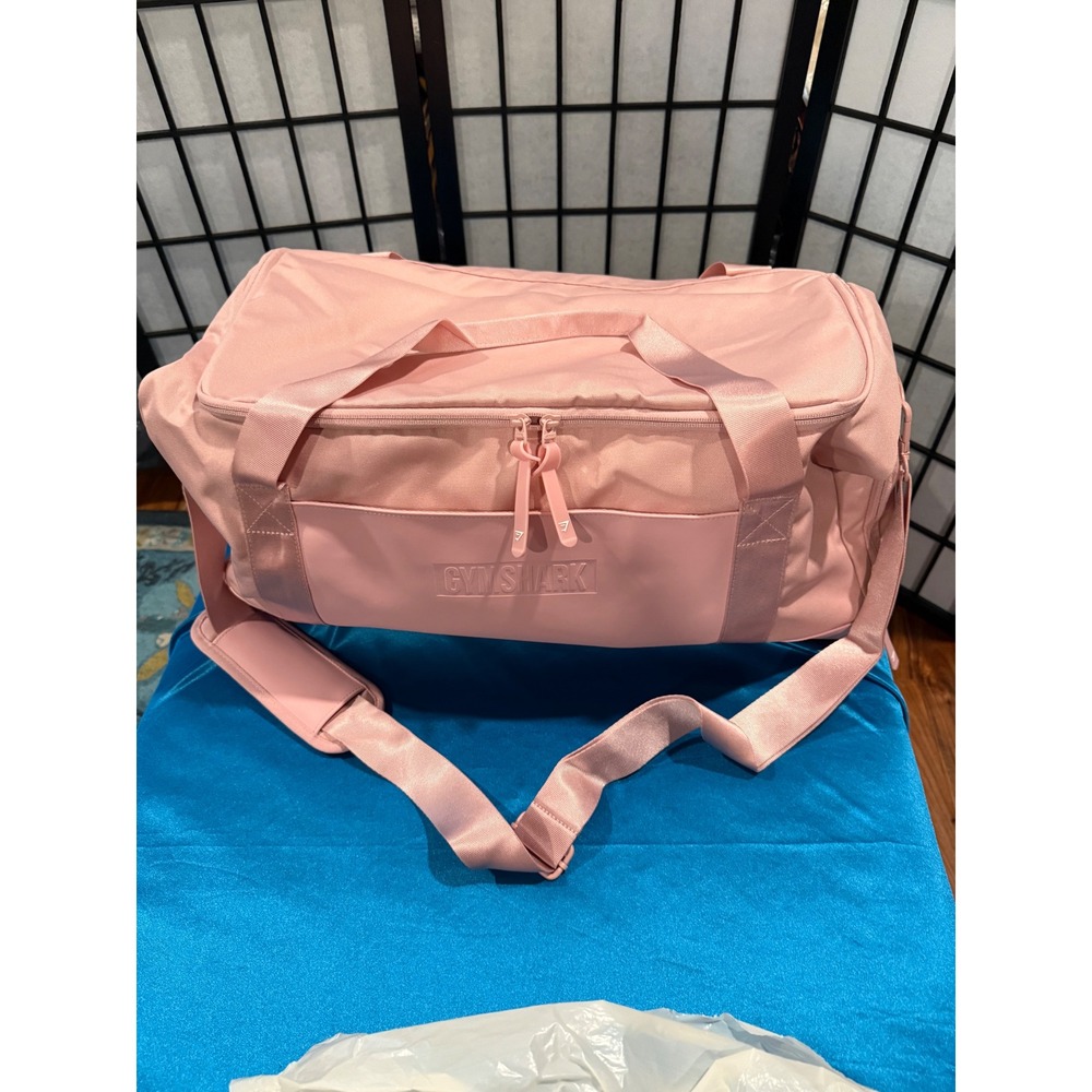 Gymshark Everyday Holdall Medium Pink 40L Gym Bag Travel Duffel NWT